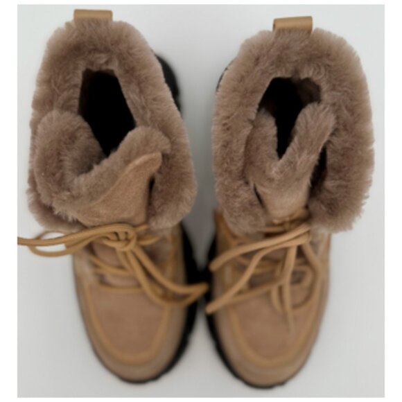 Fendi Tan and Black Ankle Boots - Picture 8 of 12